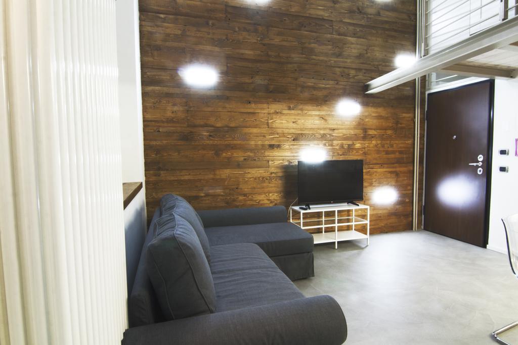 Alessia'S Flat - Mac Mahon Apartment Milan Luaran gambar