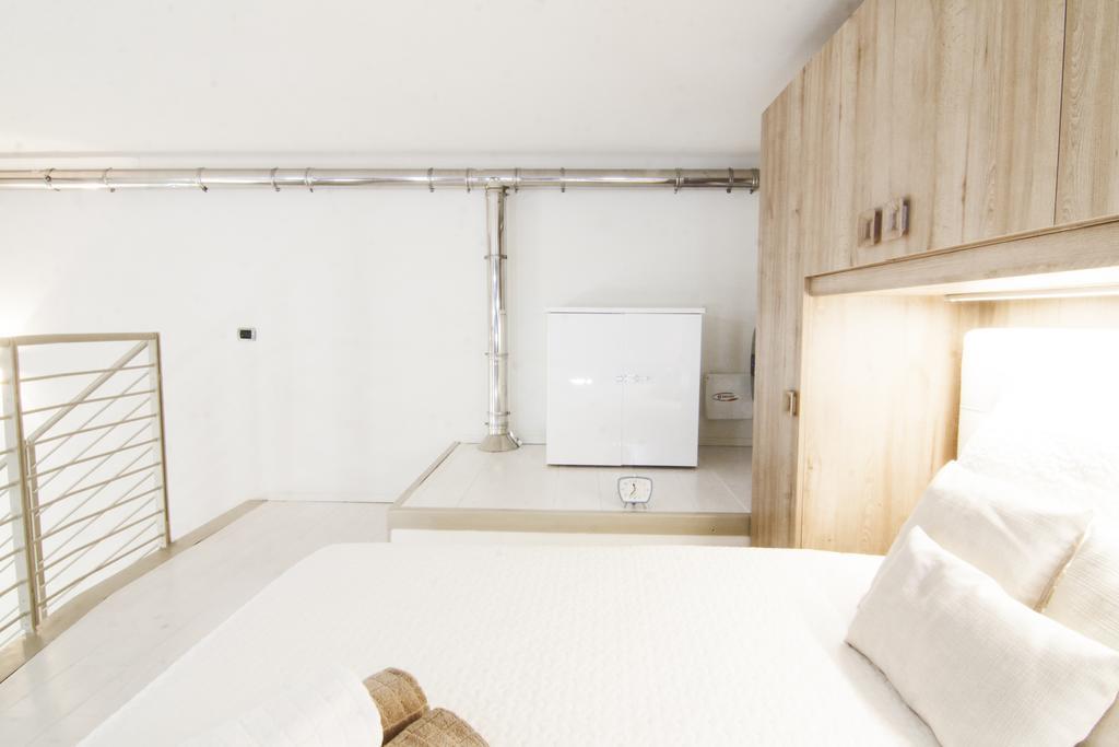Alessia'S Flat - Mac Mahon Apartment Milan Luaran gambar